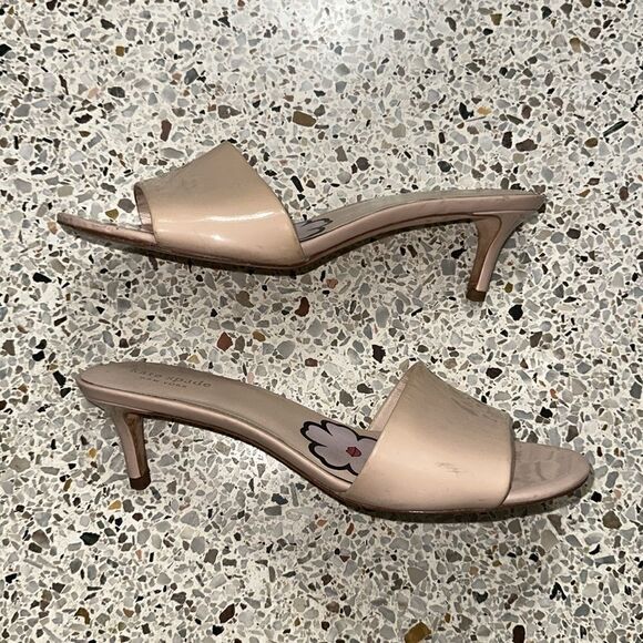 Kate Spade Savvi nude patent leather slide kitten heel sandal 8 - Picture 4 of 9